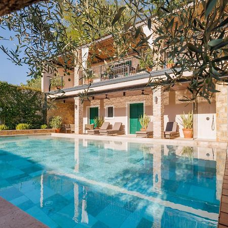 Vila Robida Rooms & Spa Črni Kal Buitenkant foto