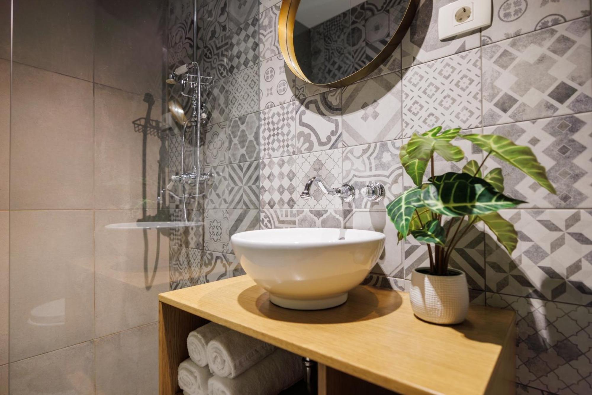 Vila Robida Rooms & Spa Črni Kal Buitenkant foto