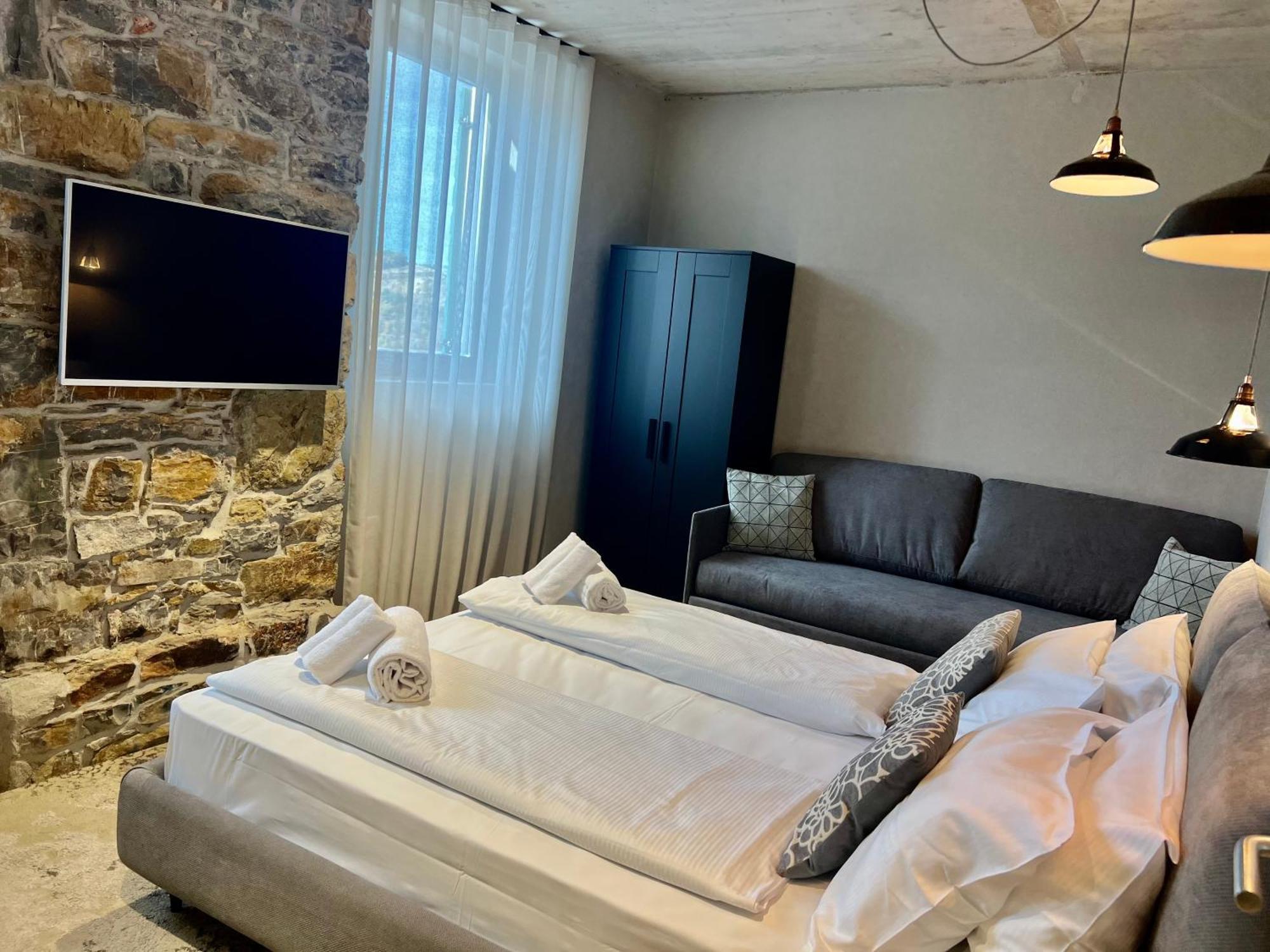 Vila Robida Rooms & Spa Črni Kal Buitenkant foto